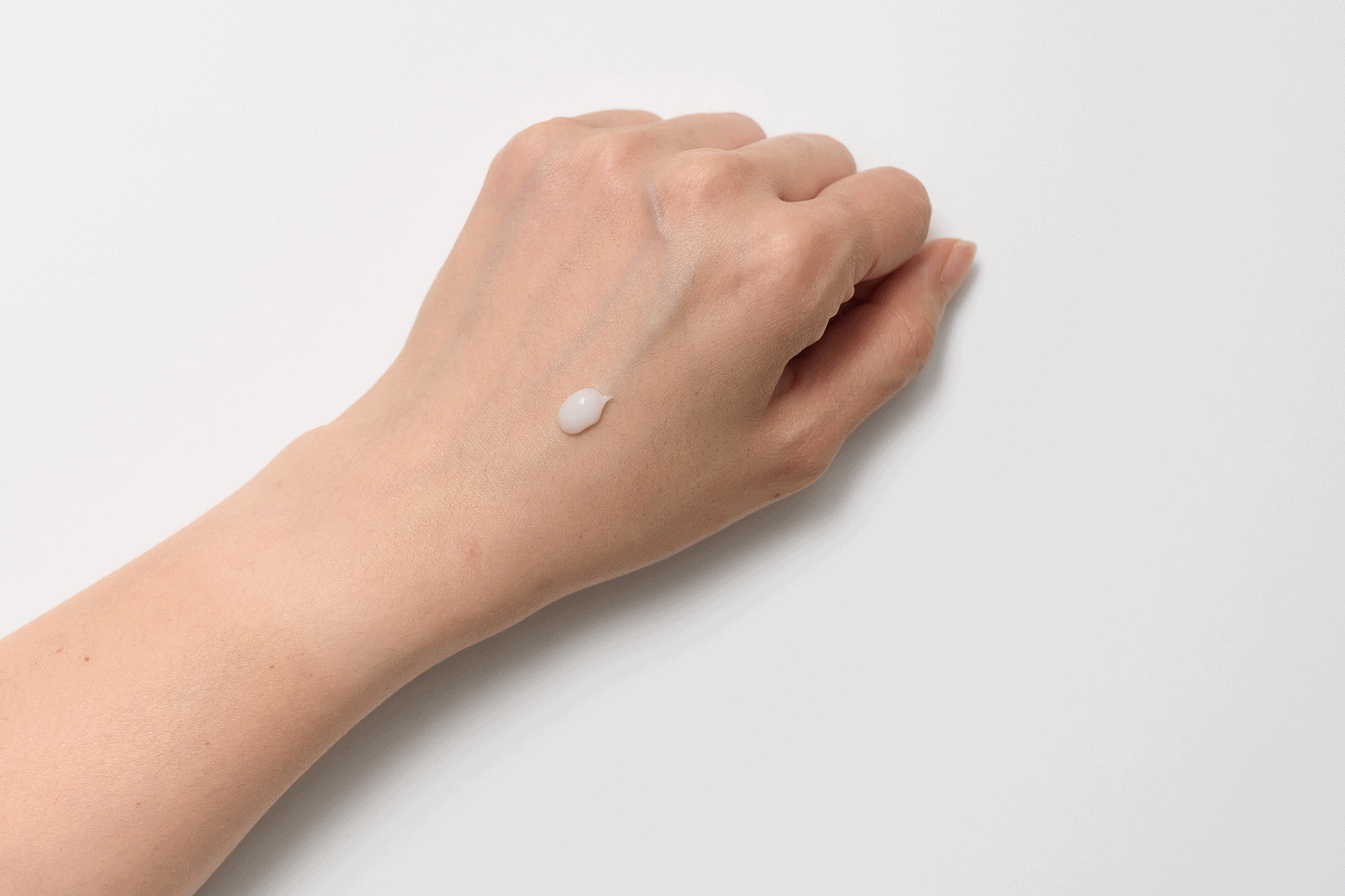 여드름을 압출 후 상처가 있을 때 그때가 노스카딘 타임~!